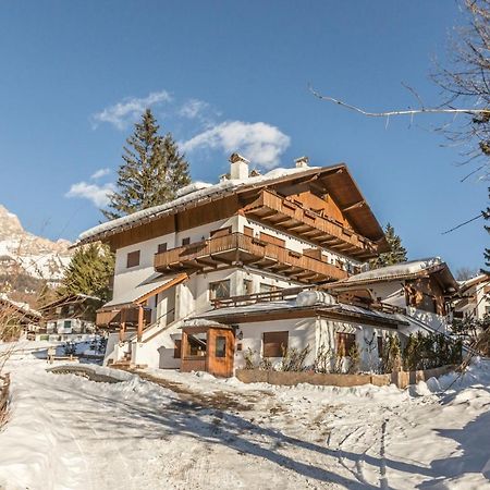 קורטינה ד'אמפזו Cantore, Cortina By Short Holidays מראה חיצוני תמונה