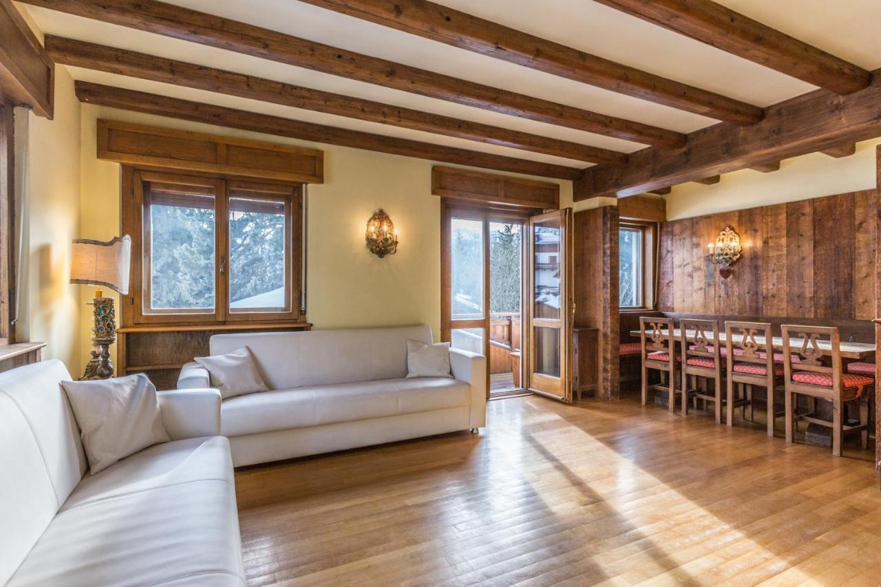 קורטינה ד'אמפזו Cantore, Cortina By Short Holidays מראה חיצוני תמונה