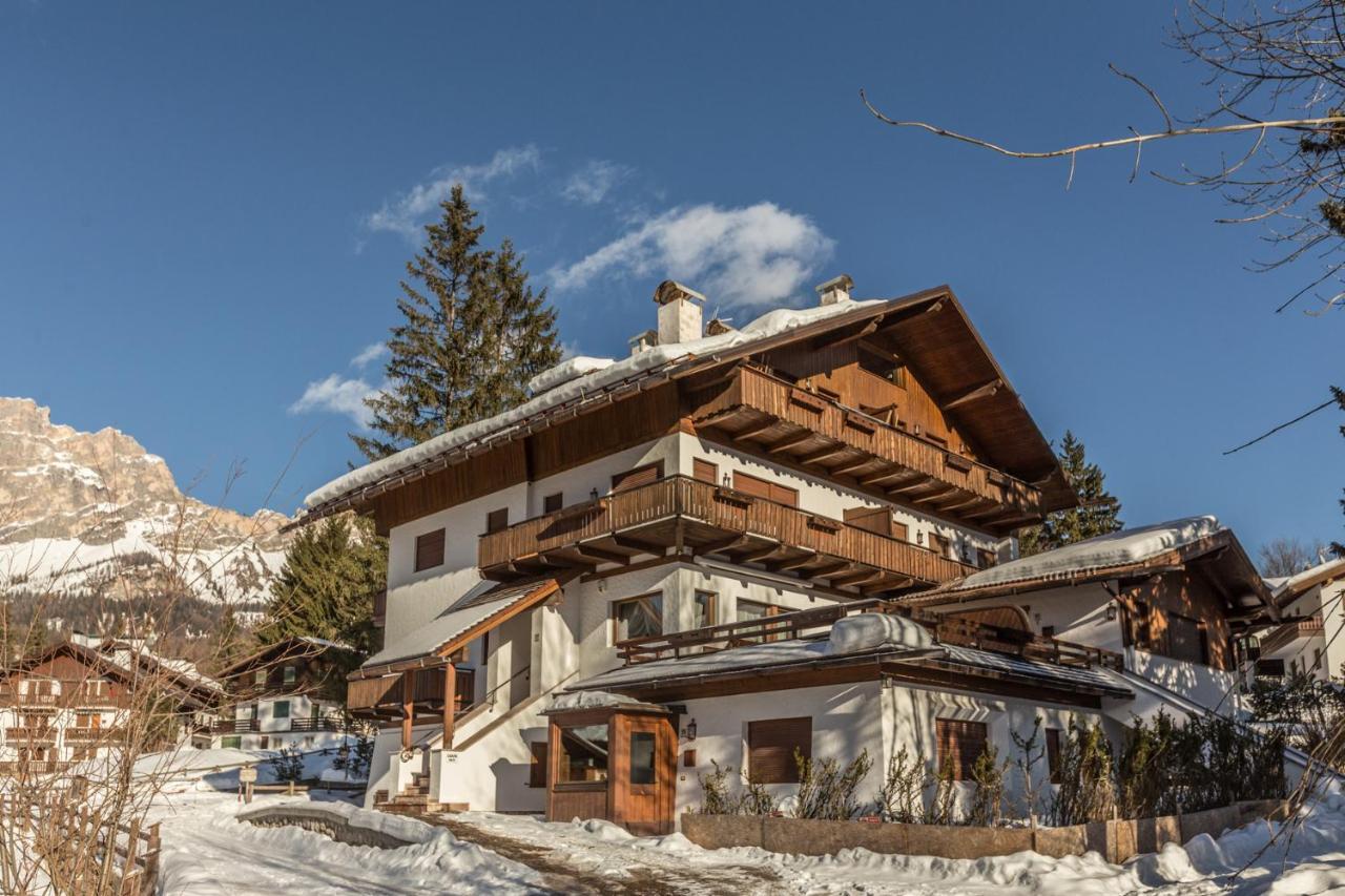 קורטינה ד'אמפזו Cantore, Cortina By Short Holidays מראה חיצוני תמונה