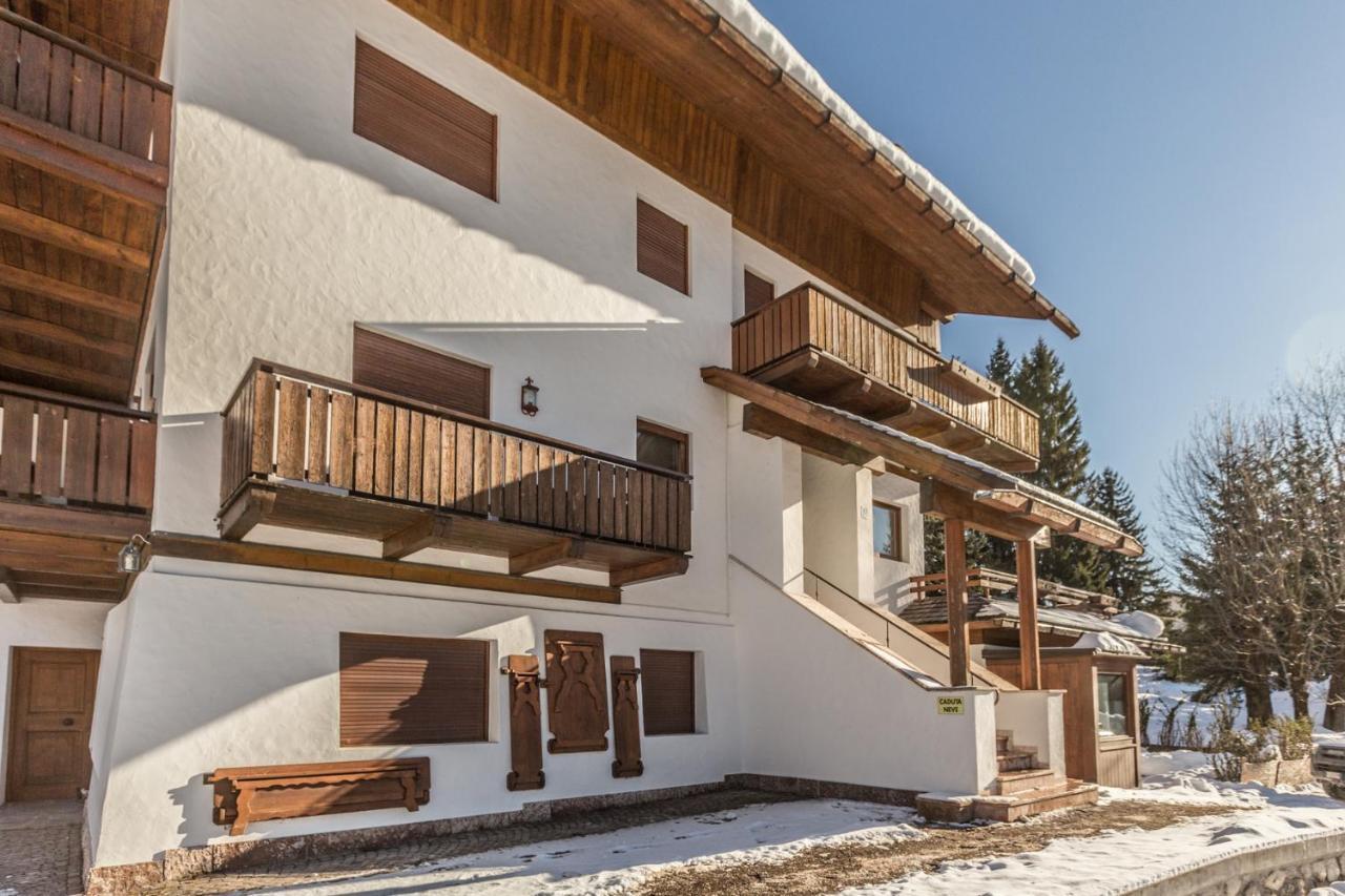 קורטינה ד'אמפזו Cantore, Cortina By Short Holidays מראה חיצוני תמונה